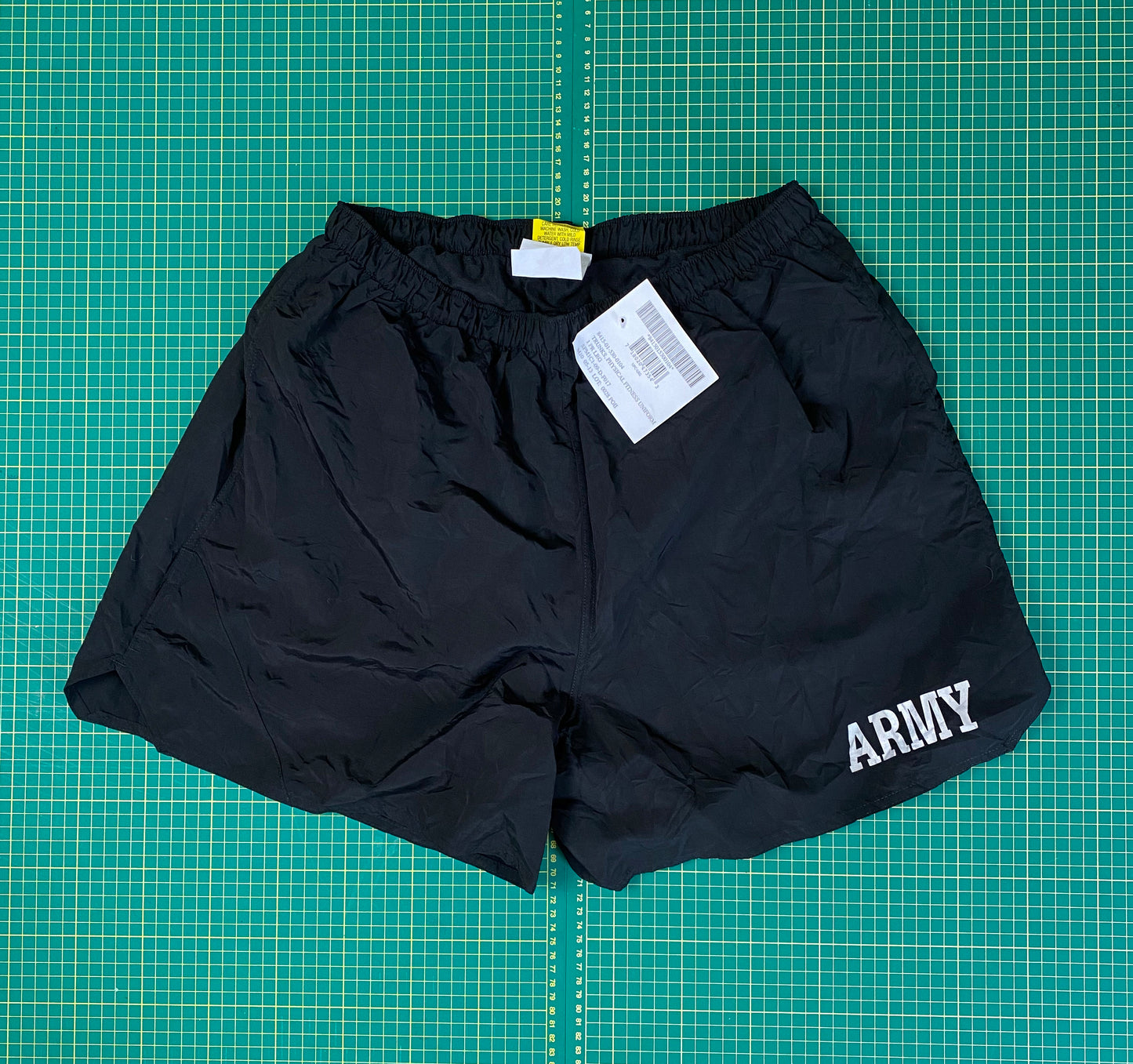 3M ARMY PT SHORTS -L-