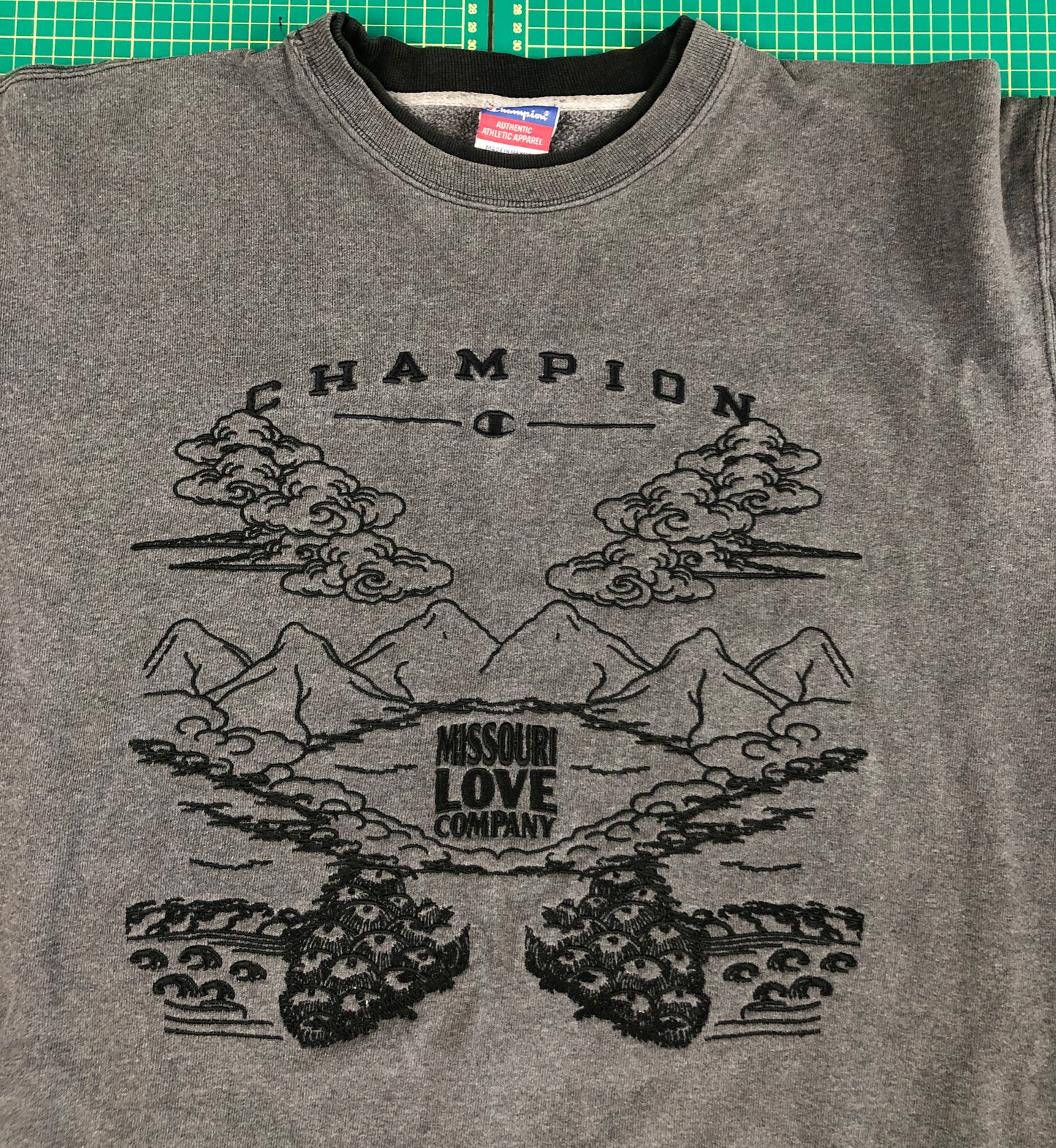 CHAMPION MOUNTAIN CREW - XL -