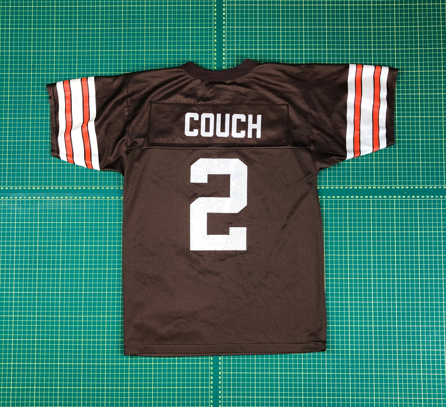 COUCH #2 BROWN -YM-