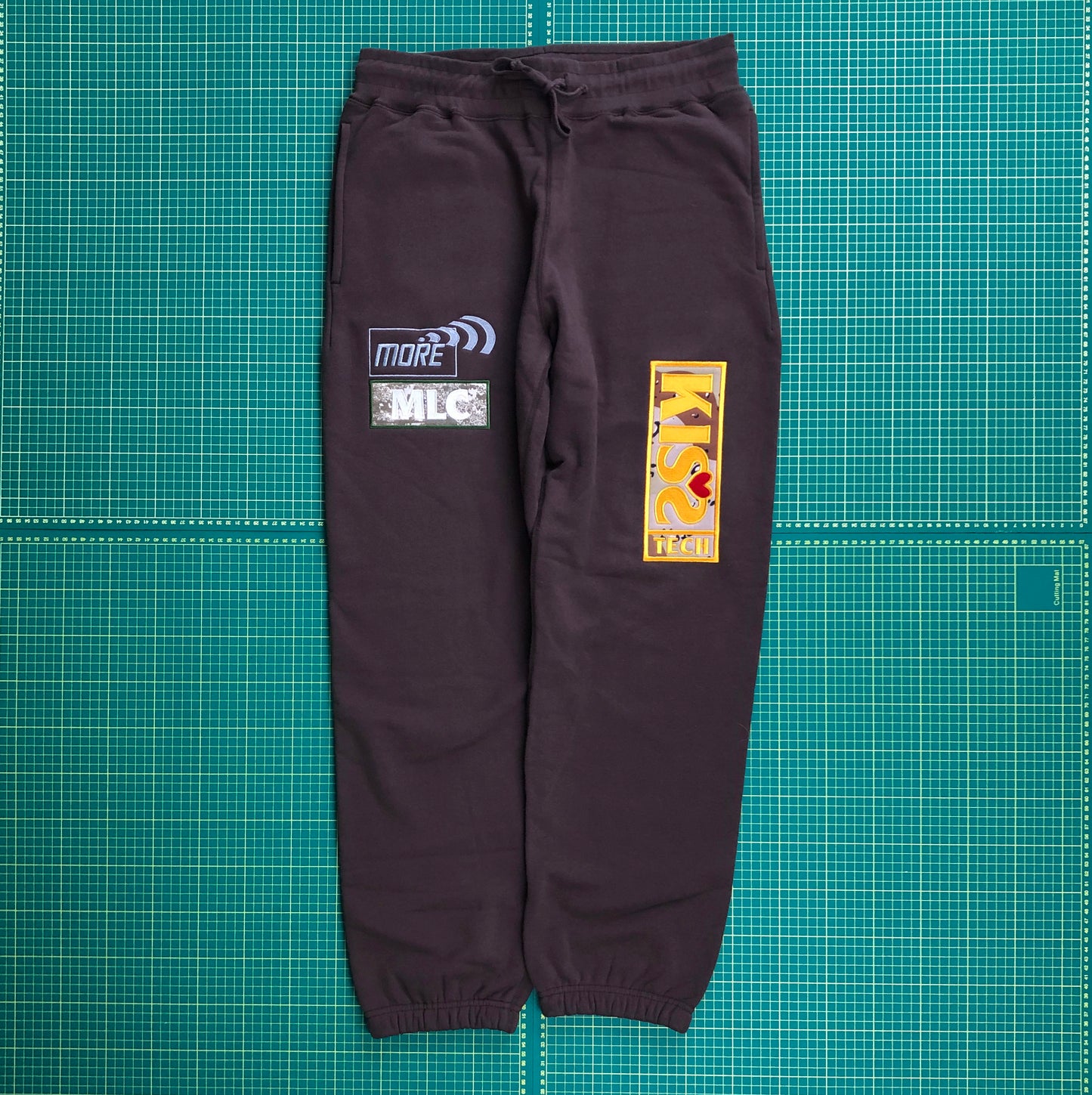 KEEP IT SIMPLE SPORT TECH PANTS MADE IN CANADA