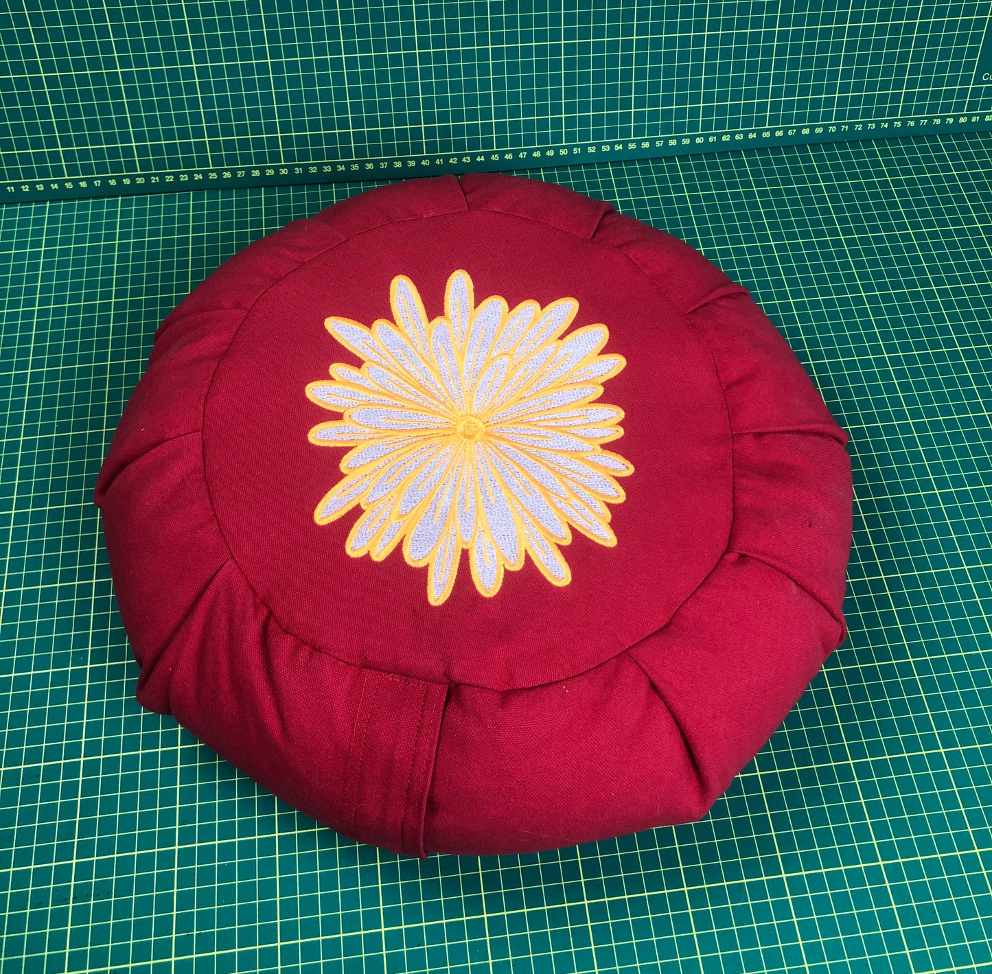 BE HERE NOW MEDITATION CUSHION -L-