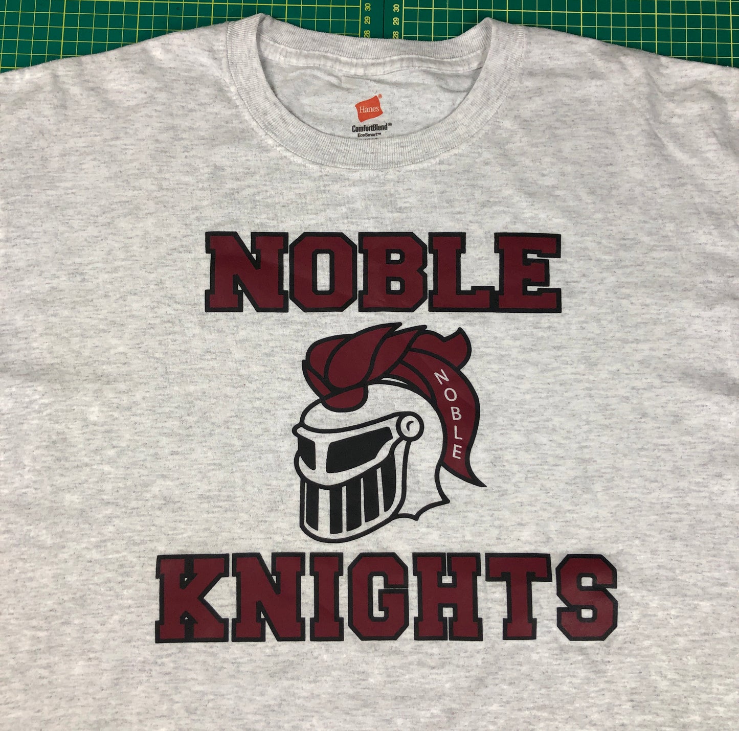 HANES NOBLE KNIGHTS TEE -L-